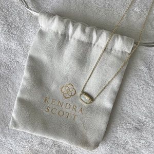 Kendra Scott Gold Pendant in Iridescent